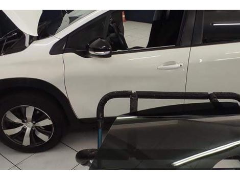 Aplicação de Película de Controle Solar Automotiva no Campo Belo